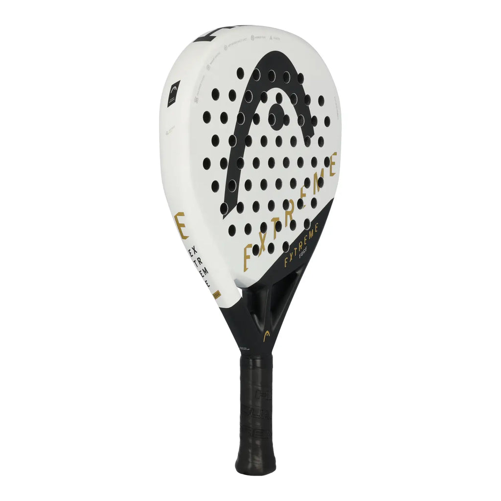 Head Extreme Edge White Padelschläger schräge Ansicht mit Extreme Schriftzug am weißen Rahmen