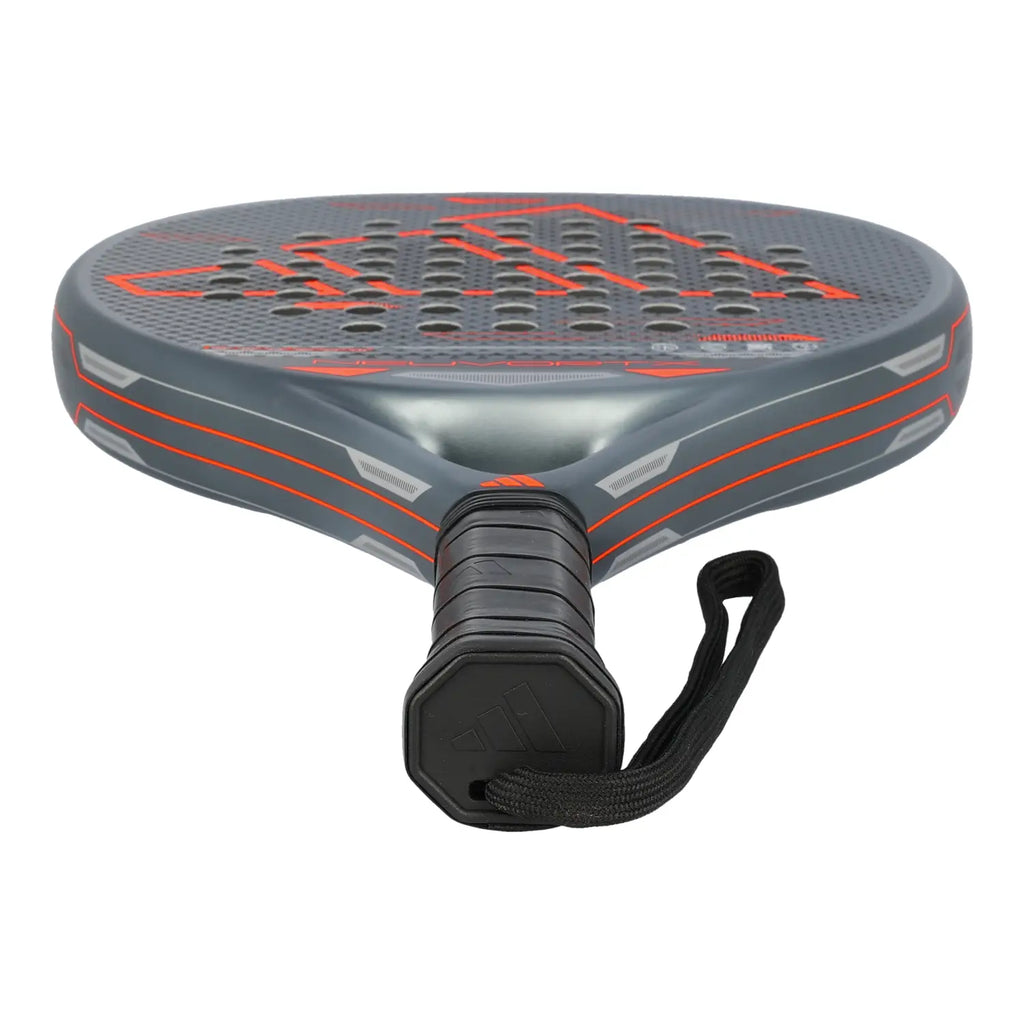 adidas Neuvortx Padelschläger – Griffende von unten mit Cordón und grau-orangenem Bumper