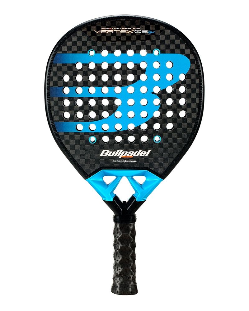 Bullpadel Vertex 05 Hybrid 2026 Padelschläger Frontansicht in Carbon-Schwarz mit blauem Bullpadel-Logo