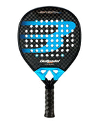 Bullpadel Vertex 05 Hybrid 2026 Padelschläger Frontansicht in Carbon-Schwarz mit blauem Bullpadel-Logo
