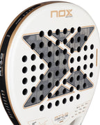 Nox AT10 Genius Xtreme Luxury Series Nahaufnahme Schlagfläche mit 12K Carbon und X-Design