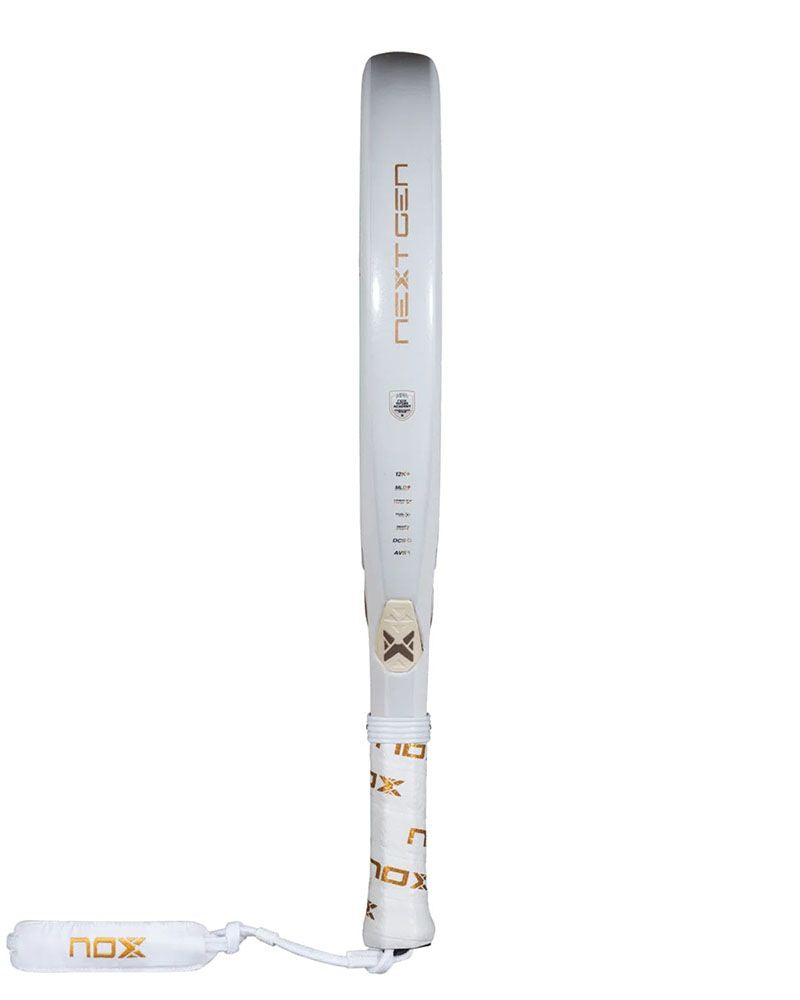 Nox NextGen Pro Hybrid 12K Padelschläger Seitenansicht des weißen Rahmens