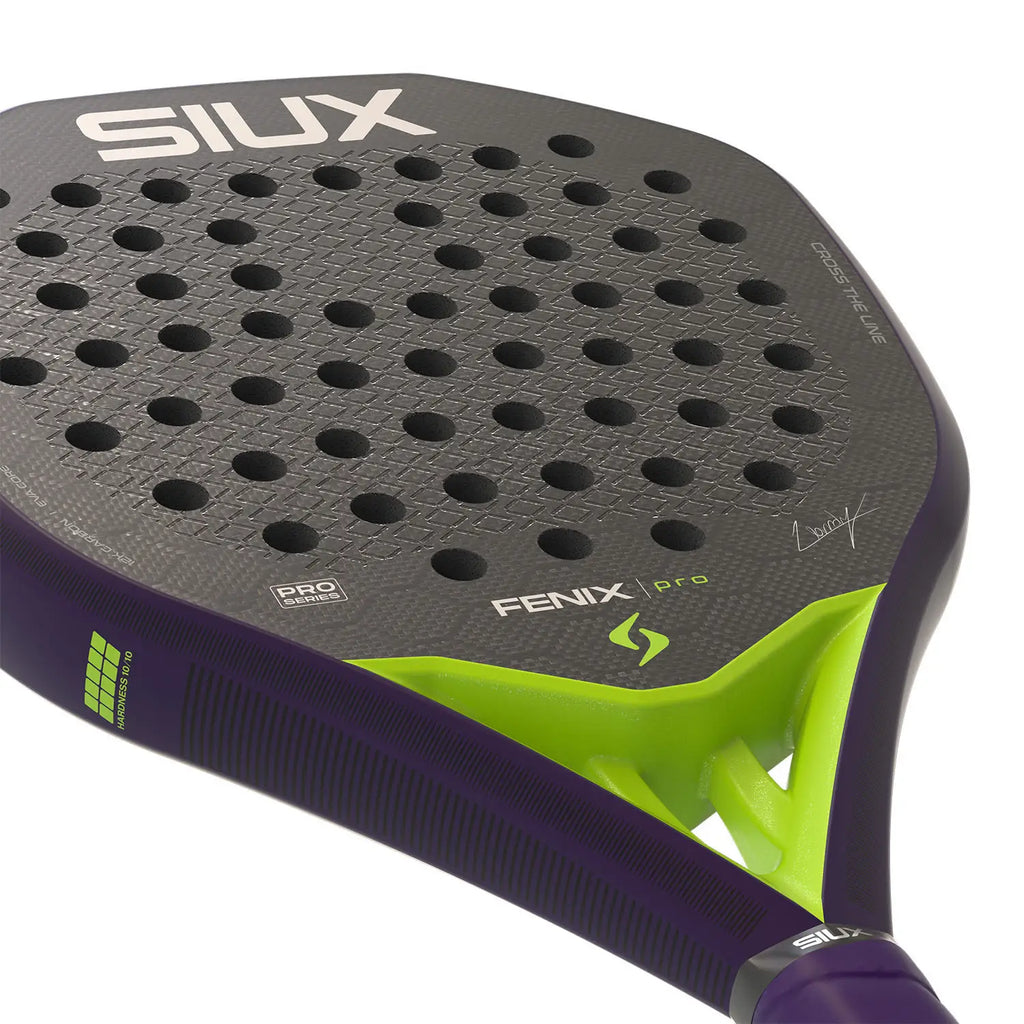 Siux Fenix Pro Glow Purple 2026 Nahaufnahme der rauen 3D-Carbon-Schlagfläche