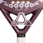Softee Trionic Light – Herzstück Nahaufnahme mit Pro Core Sechseck-Brücke und Designed in Spain Label